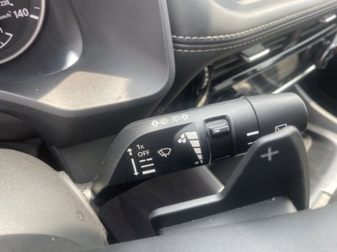Used 2022 Nissan Rogue SV image 29
