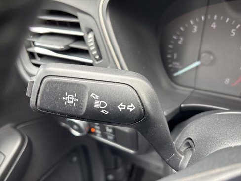 Used 2021 Ford Escape SEL image 18