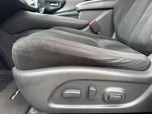 Used 2019 Nissan Murano SV image 12