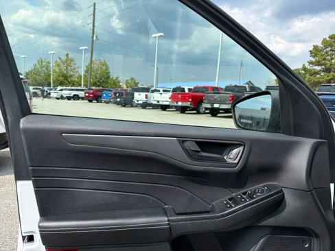 Used 2023 Ford Escape Active image 12