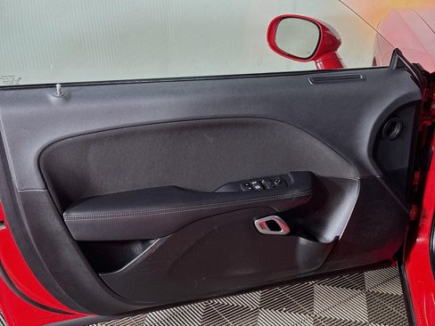 Used 2022 Dodge Challenger GT image 10