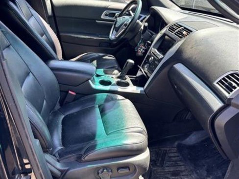 Used 2013 Ford Explorer XLT image 12