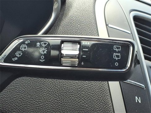 Used 2020 Lincoln Nautilus Reserve image 16