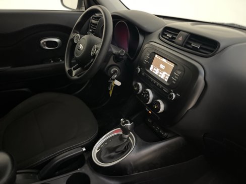Used 2018 Kia Soul image 36