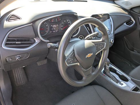 Used 2023 Chevrolet Malibu LT image 14