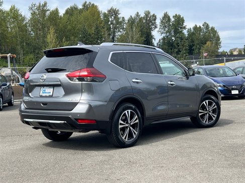 Used 2019 Nissan Rogue SV w/ Premium Package image 5