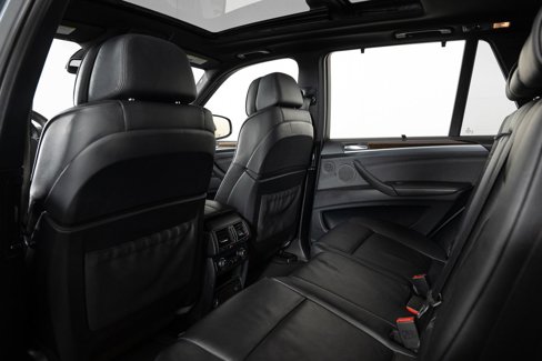 Used 2013 BMW X5 xDrive50i w/ Sport Activity Pkg image 18