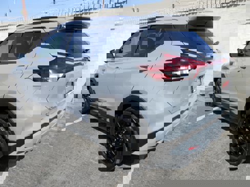 Used 2023 Nissan Kicks SR w/ SR Premium Package image 6