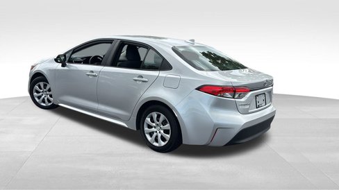 Used 2023 Toyota Corolla LE image 5