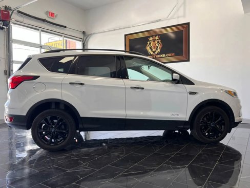 Used 2019 Ford Escape SEL image 7