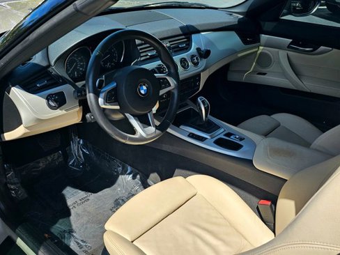 Used 2012 BMW Z4 sDrive28i image 15