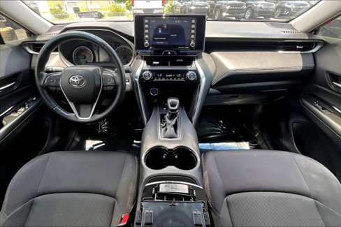 Used 2021 Toyota Venza LE w/ Carpet Mat Package (TMS) image 7