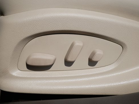 Used 2015 Buick LaCrosse Premium image 7