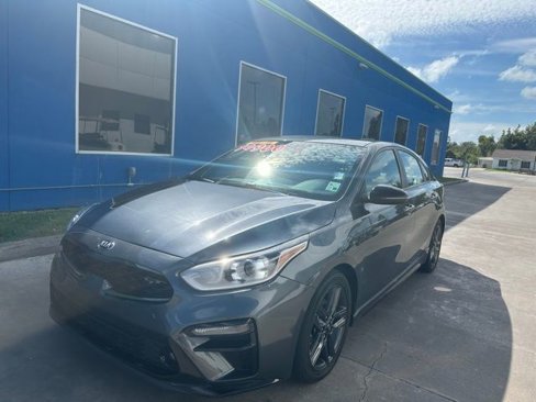 Used 2021 Kia Forte GT-Line w/ GT-Line Premium Package image 3