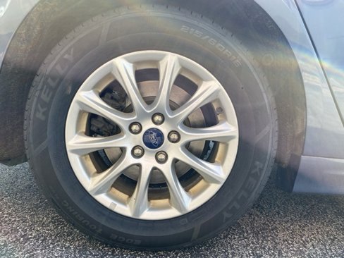 Used 2018 Ford Fusion S image 11
