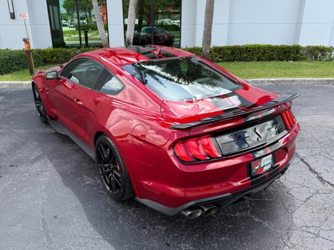 Used 2022 Ford Mustang Shelby GT500 w/ Technology Package image 17