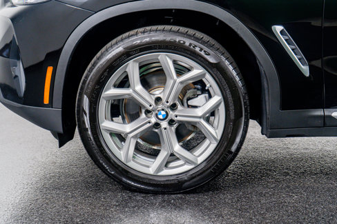 Used 2025 BMW X4 xDrive30i image 19
