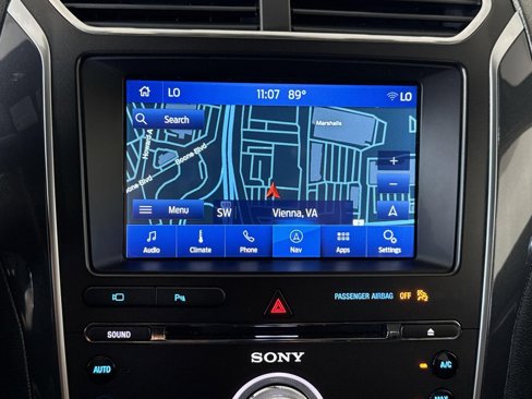 Used 2018 Ford Explorer Limited image 20