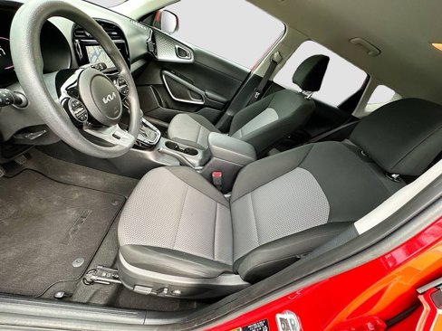 Used 2023 Kia Soul S image 23