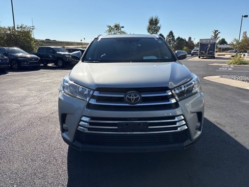 Used 2017 Toyota Highlander Limited Platinum image 8
