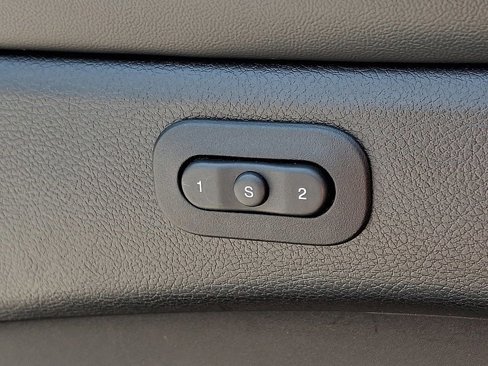 Used 2018 Jeep Grand Cherokee Limited image 30
