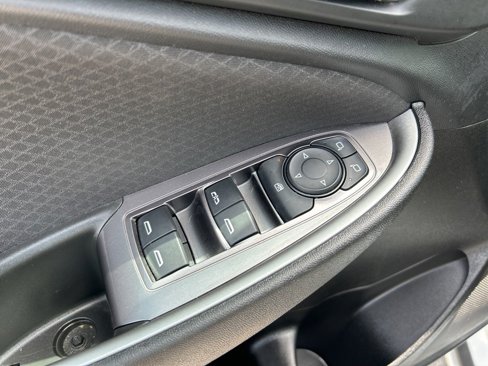 Used 2023 Chevrolet Malibu LT image 13