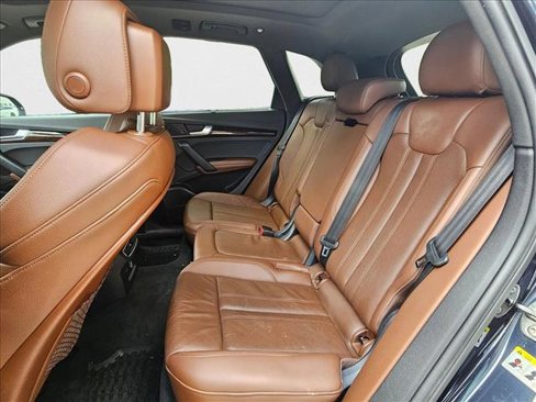 Used 2019 Audi Q5 Prestige w/ Prestige Package image 13