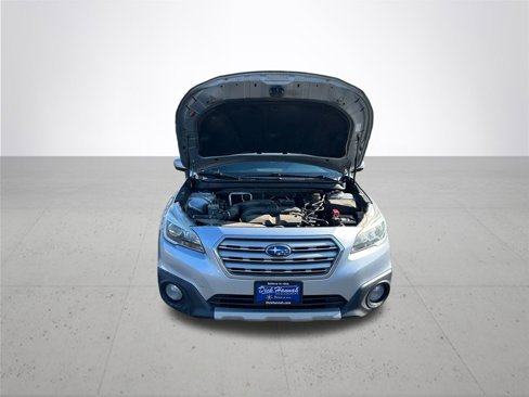 Used 2017 Subaru Outback 2.5i Limited image 4