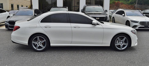 Used 2017 Mercedes-Benz E 300 4MATIC w/ Premium 1 Package image 11