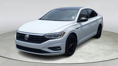 Used 2021 Volkswagen Jetta R-Line w/ R-Line Cold Weather Package image 3