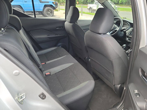 Used 2019 Nissan Kicks SV image 31