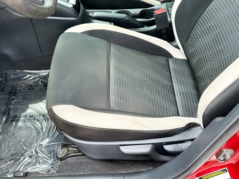 Used 2022 Nissan Versa SV image 17