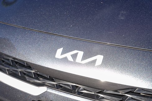 Used 2023 Kia Forte LXS image 3