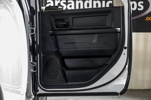 Used 2018 RAM 2500 Tradesman w/ Chrome Appearance Group image 35
