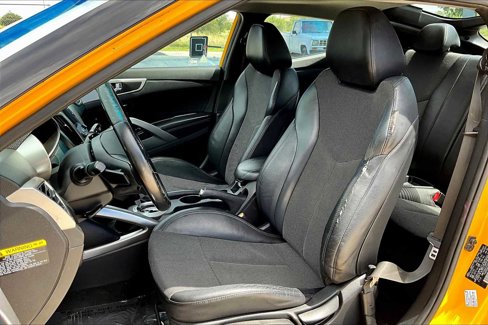 Used 2015 Hyundai Veloster w/ Option Group 02 image 7