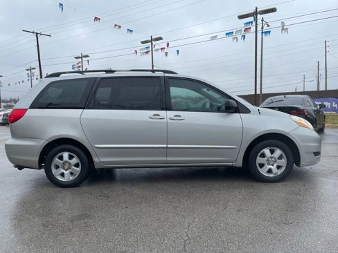 Used 2006 Toyota Sienna CE image 6