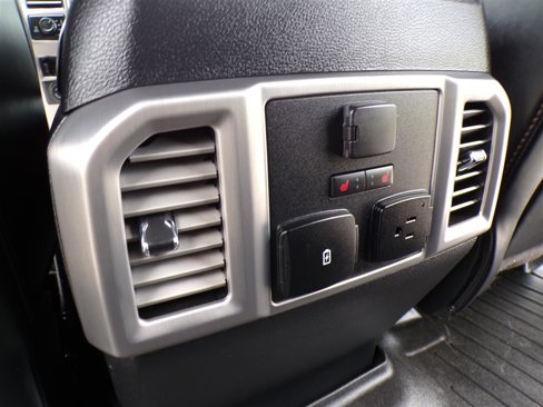 Used 2020 Ford F250 Platinum w/ FX4 Off-Road Package image 29