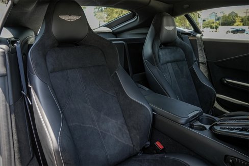 New 2025 Aston Martin V8 Vantage Coupe image 35