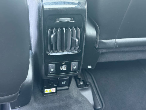 Used 2022 Jeep Compass Limited w/ Elite Group image 18