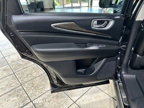 Used 2015 INFINITI QX60 AWD w/ Cargo Package image 22