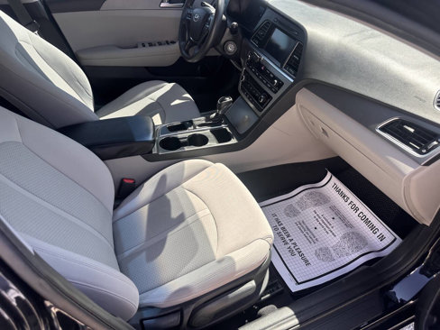 Used 2016 Hyundai Sonata SE image 15