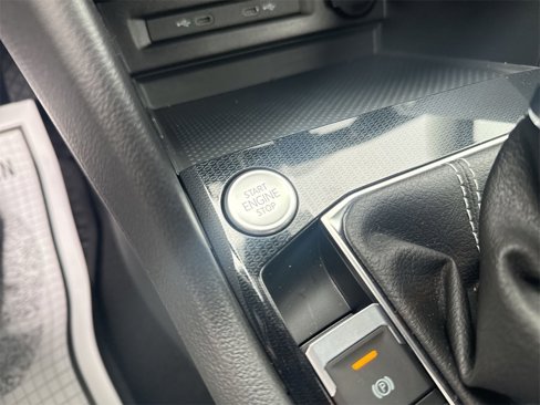 New 2025 Volkswagen Taos S image 28
