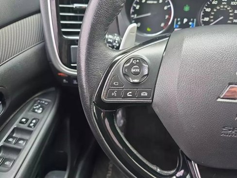 Used 2020 Mitsubishi Outlander GT image 41