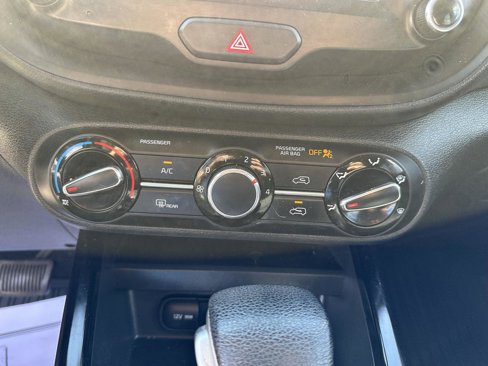 Used 2020 Kia Soul S image 30
