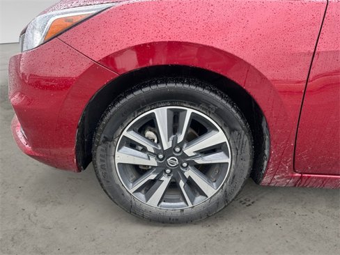 Used 2022 Nissan Versa SV image 14