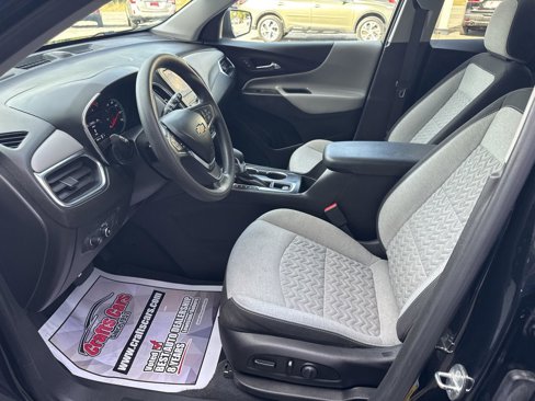 Used 2023 Chevrolet Equinox LS image 10
