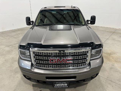 Used 2012 GMC Sierra 3500 Denali image 4