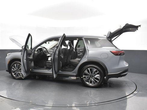 New 2026 INFINITI QX60 Luxe w/ Family Package image 40