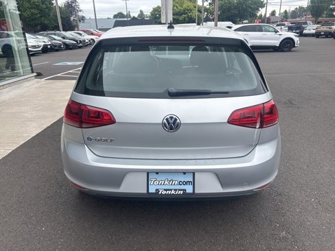 Used 2016 Volkswagen e-Golf SE image 7