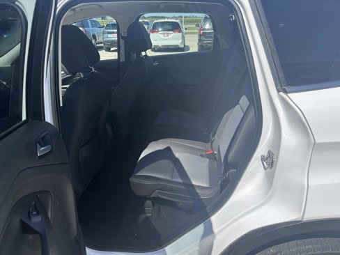 Used 2017 Ford Escape SE image 23